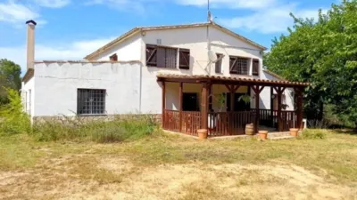 Rustic finca in Montbarbat photo 2