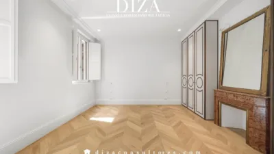 Apartment on Calle de Valverde photo 28