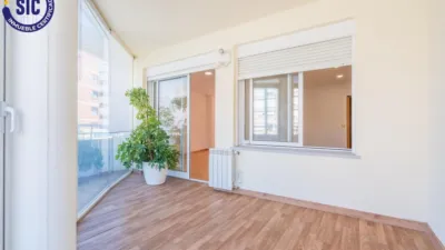 Apartment on Carrer de la Serrería photo 10