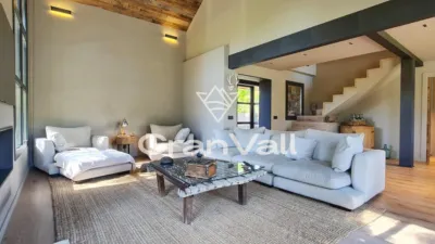 Chalet in Deulofeu photo 2