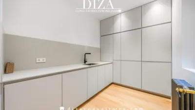 Apartment on Calle de Valverde photo 25