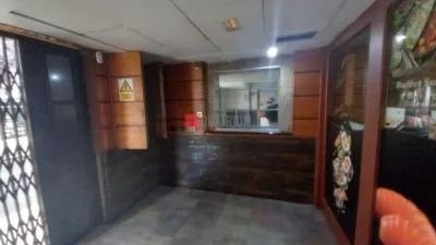 Local comercial en alquiler en Avenida de Rosalía de Castro, cerca de Rúa de Montero Ríos - Vista 3