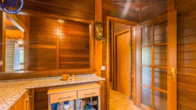 Chalet on Carrer de la Foia de Bunol photo 27