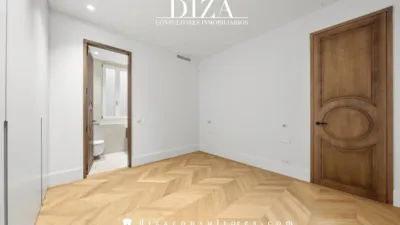 Apartment on Calle de Valverde photo 19