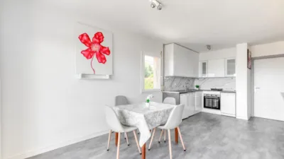 Apartamento en Carrer de Mercè Rodoreda photo 10