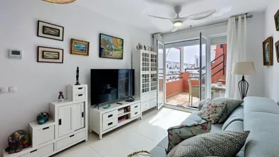 Penthouse on Calle Islas Canarias photo 3