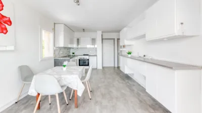 Apartamento en Carrer de Mercè Rodoreda photo 8