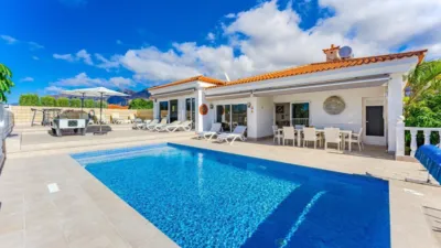 Chalet in Playa de La Arena photo 4