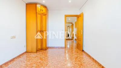 Apartment on Carrer del Cid photo 20