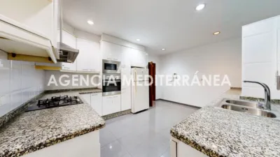 Flat on Calle del General San Martín photo 12