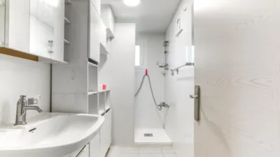 Apartamento en Carrer de Mercè Rodoreda photo 19