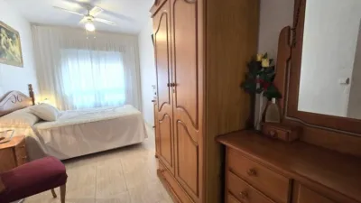 Apartment on Calle de la Loma photo 13