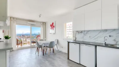 Apartamento en Carrer de Mercè Rodoreda photo 6