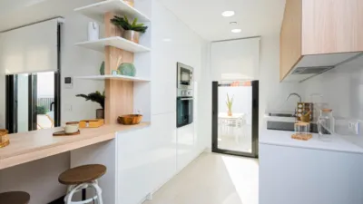 Semi-detached house in Lago Jardin photo 4