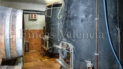 Rustic Finca on Calle Soneja photo 18