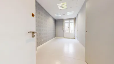 Apartment on Portal de Zamudio Street photo 18