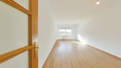 Apartment in Escola Industrial-Plaça de Catalunya photo 9