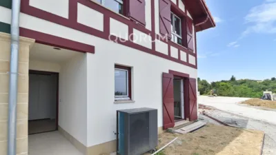 Terraced house on Calle de Arritugane photo 3