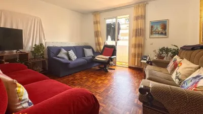 Apartment on Avenida de los Reyes Católicos photo 2