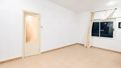 Apartment on Carrer de Veneçuela photo 12