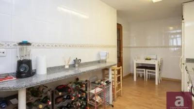 Flat on Calle de Miguel Serrano photo 25
