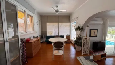 Chalet on Calle Espejos, Ur Mojon photo 7