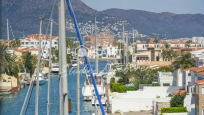 Duplex in Empuriabrava photo 10