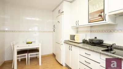 Flat on Calle de Miguel Serrano photo 26