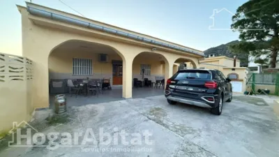 Chalet on Calle Corral del Moliner photo 15