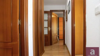 Flat on Calle de Miguel Serrano photo 28