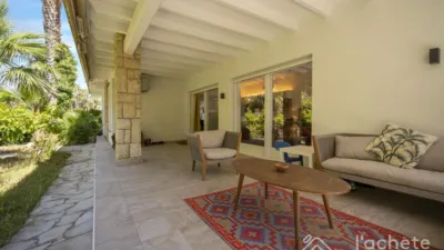 Chalet on Carrer de Josep Pla photo 3