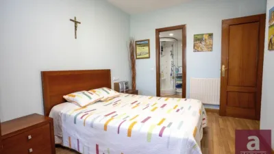 Flat on Calle de Miguel Serrano photo 3