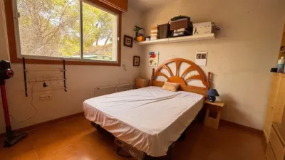 Chalet on Calle Espejos, Ur Mojon photo 18