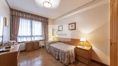 Apartment on Iñigo Arista Street photo 20