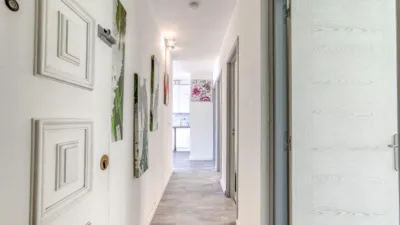 Apartment on Carles Fages de Climent Street photo 21