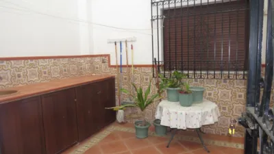 House in the Centre photo 6