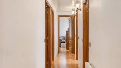 Apartment in Centre photo 16