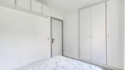 Apartment on Carles Fages de Climent Street photo 20