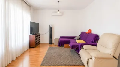 Apartment in Centre photo 12