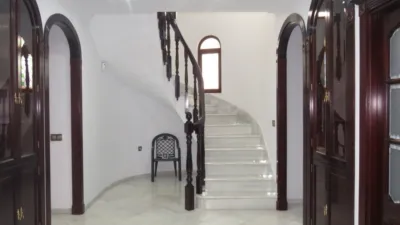 House in the Centre photo 4