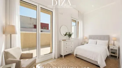 Penthouse on Calle del Maestro Alonso photo 9