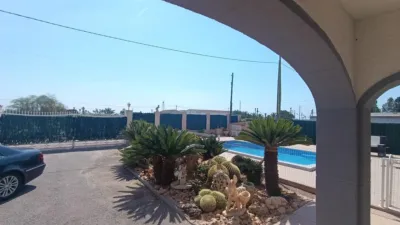 Chalet on Calle de La Hoya photo 9