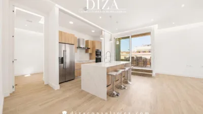 Penthouse on Calle del Maestro Alonso photo 3