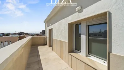 Penthouse on Calle del Maestro Alonso photo 39