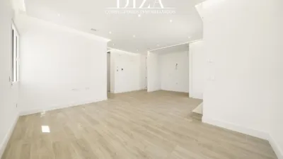 Penthouse on Calle del Maestro Alonso photo 14