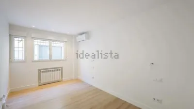 Apartment on Antonio Pérez Street photo 11