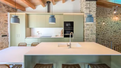 Chalet on Pirineus Street photo 16