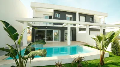 Chalet en Centro Comercial Monte y Mar photo 6