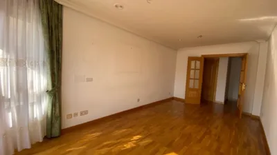 Apartment on Avenida de Casado del Alisal photo 9