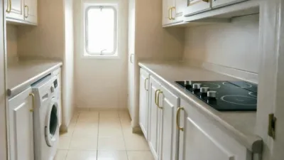 Apartment in Listing photo 2